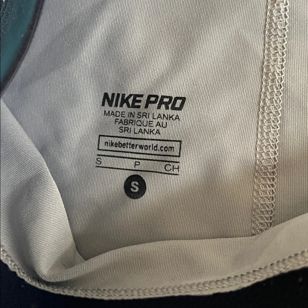 Nike pros - Picture 5 of 5